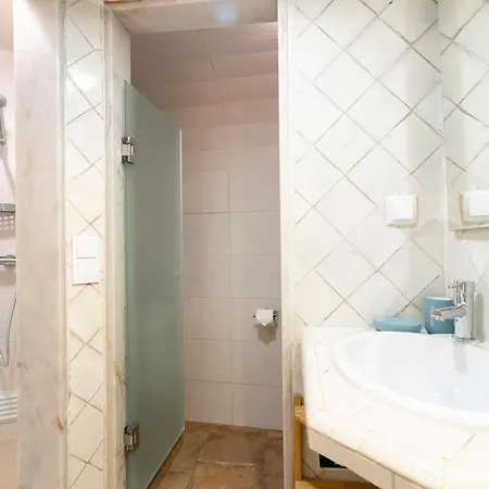 Apartment Lisbon Amazing Studio With Air Conditioner! *