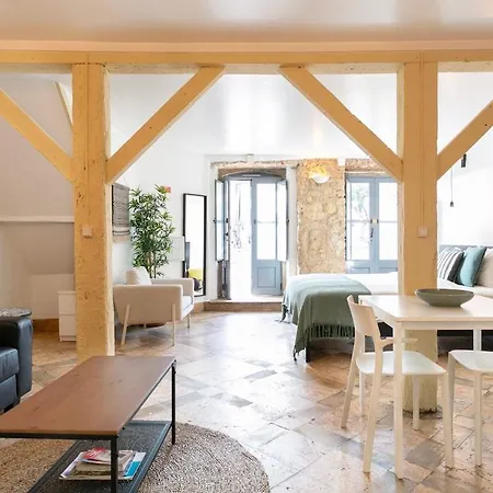 Lisbon Amazing Studio With Air Conditioner! Apartment