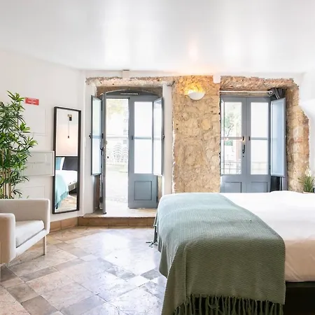Lisbon Amazing Studio With Air Conditioner! Apartment *