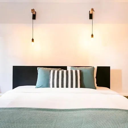 Amazing With Air Conditioner! Apartment